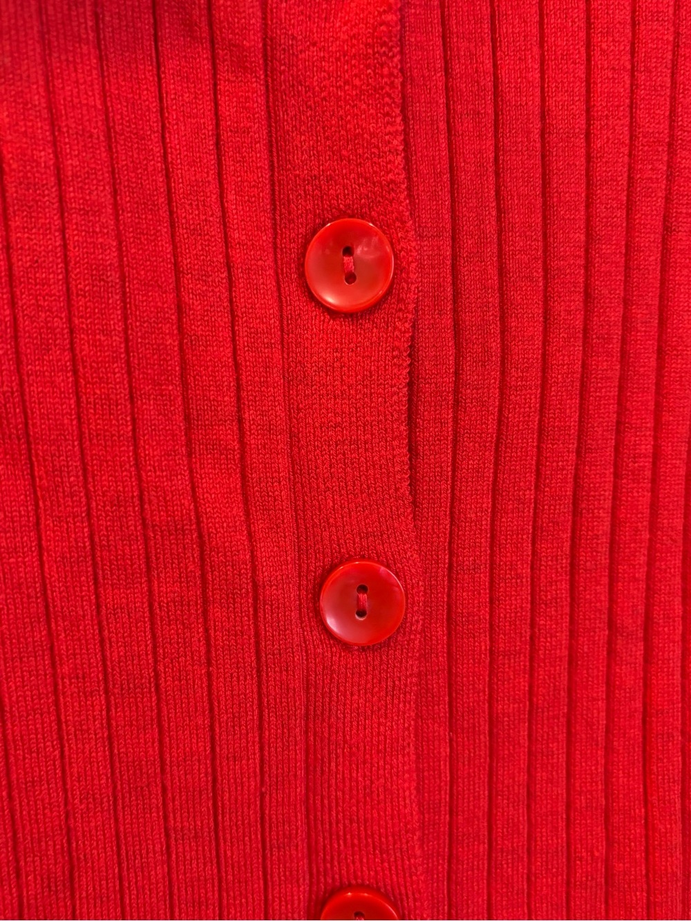 Knit Ribbed Button-Front Tank - Picture 4 of 4